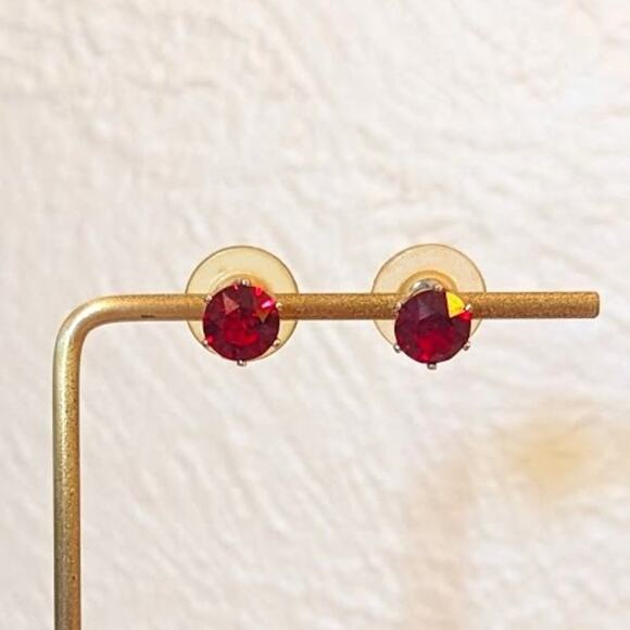 Red Crystal Stud Post Earrings in Silver Tone Setting - Picture 1 of 7